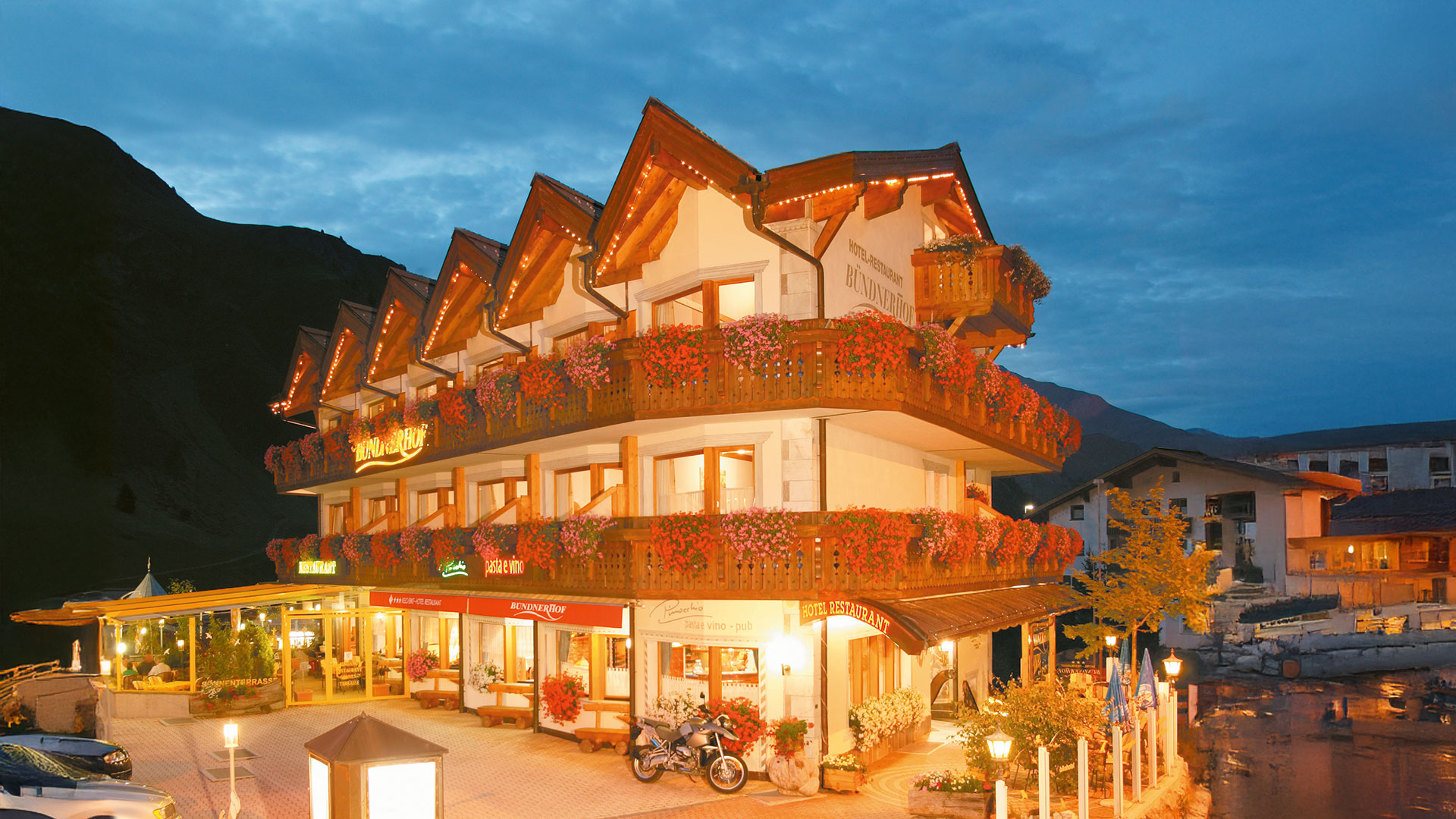 Hausansicht Bündnerhof in Samnaun